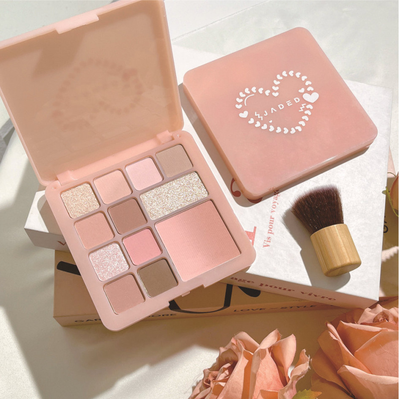 JADED梦想花园十二色眼影盘渐变