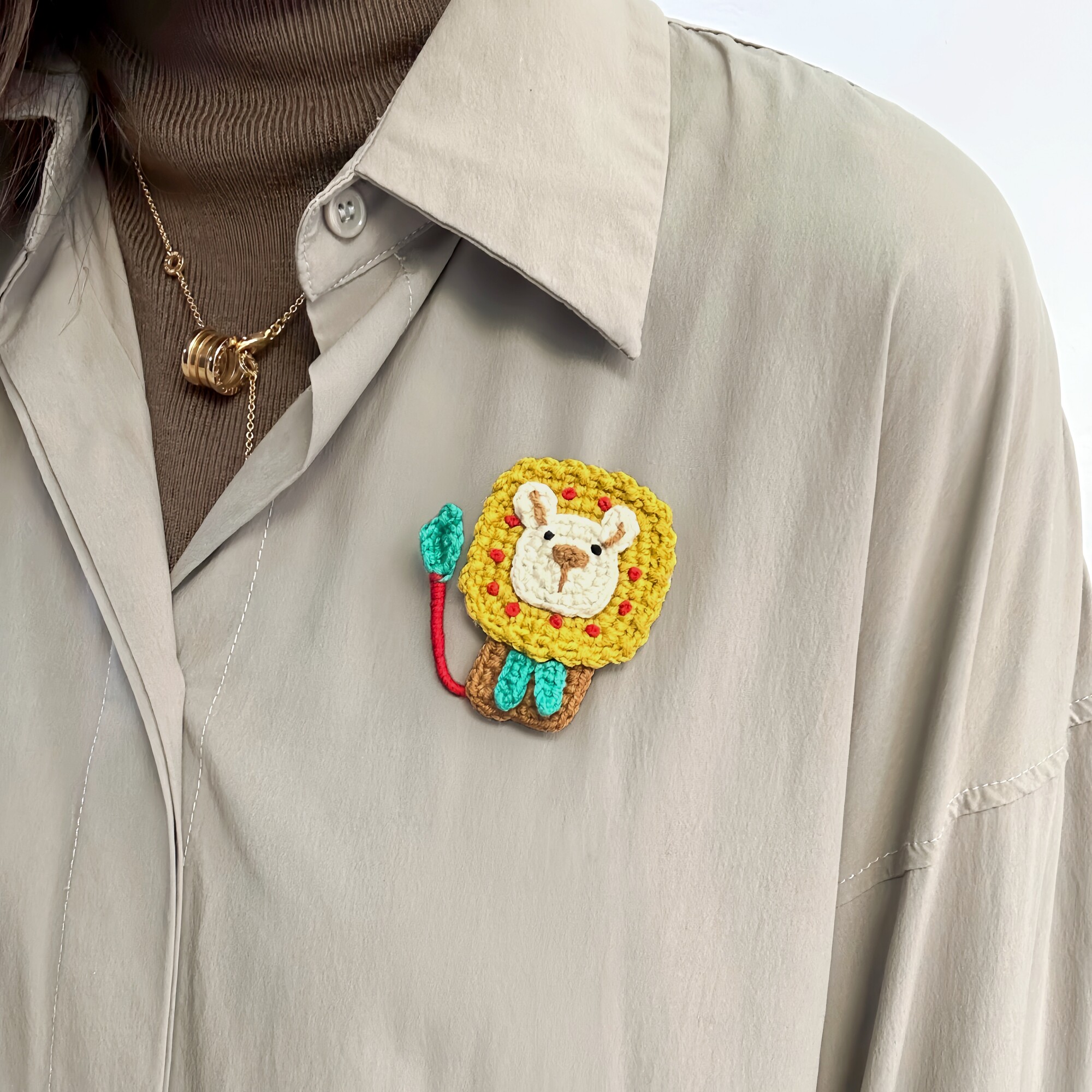 小狮子胸针手工钩织可爱狮子王毛衣大衣包包别针衣服配饰礼物成品