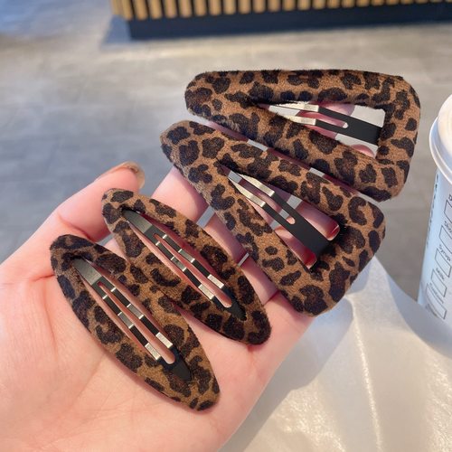 韩系时髦麂皮绒质感豹纹发夹~ins风百搭纹理镂空水滴bb夹布艺发卡