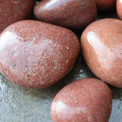 长江天然红色大小鹅卵石鱼缸造景珊瑚缸南美草缸水族鱼池装饰石头