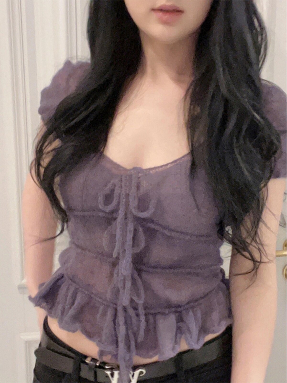 달콤한 뜨거운 여자 보라색 슬림 레이스 짧은 니트 스웨터 여성 여름 순수한 욕망 틈새 레이스 업 달콤한 퍼프 슬리브 탑