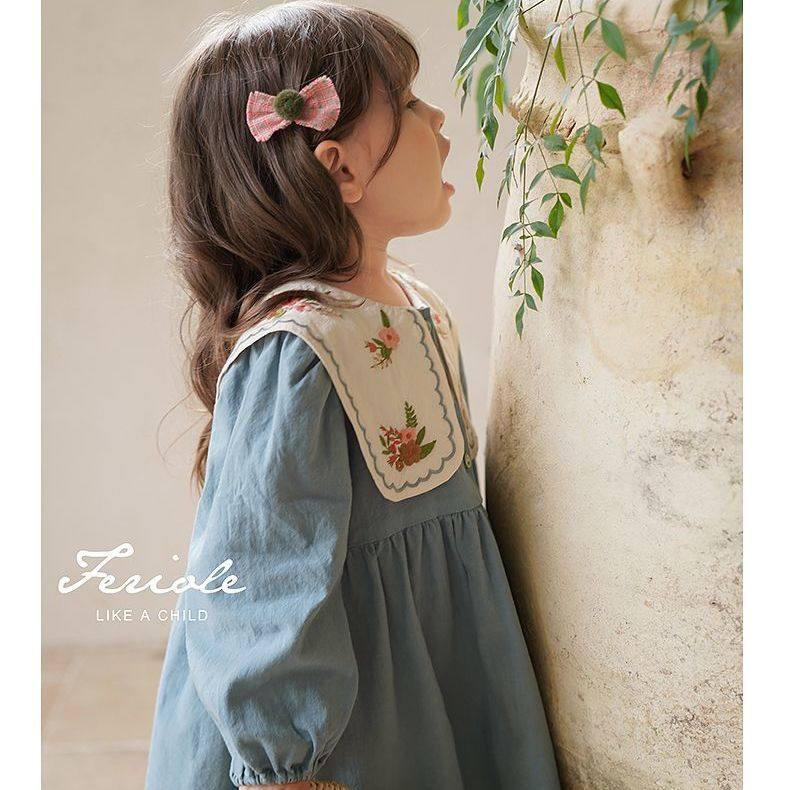 2024新款初秋女童长袖连衣裙秋季新款大翻领刺绣甜美气质森系