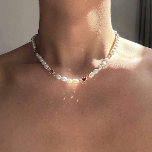 轻奢高级感红色十字架珍珠项链男