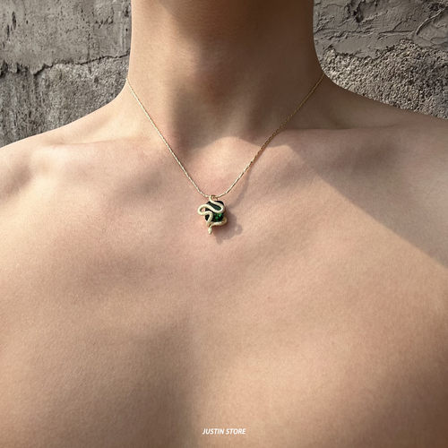 灵蛇项链绿蛇年轻奢锁骨链