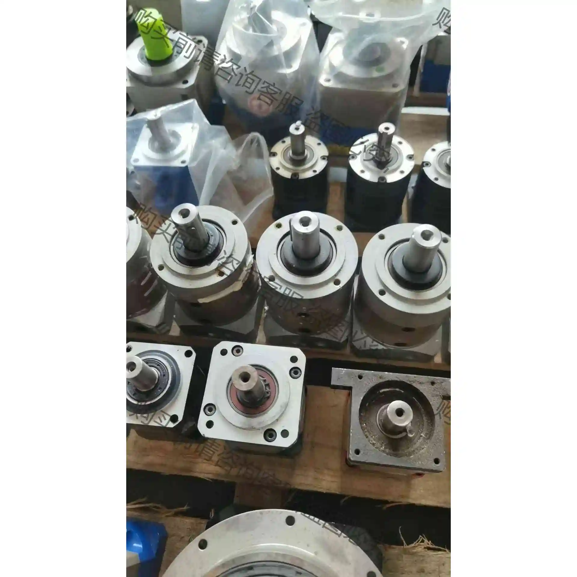 spl80-8减速机，速比1：8，9只，外径19，内径16， 议价产品 原装