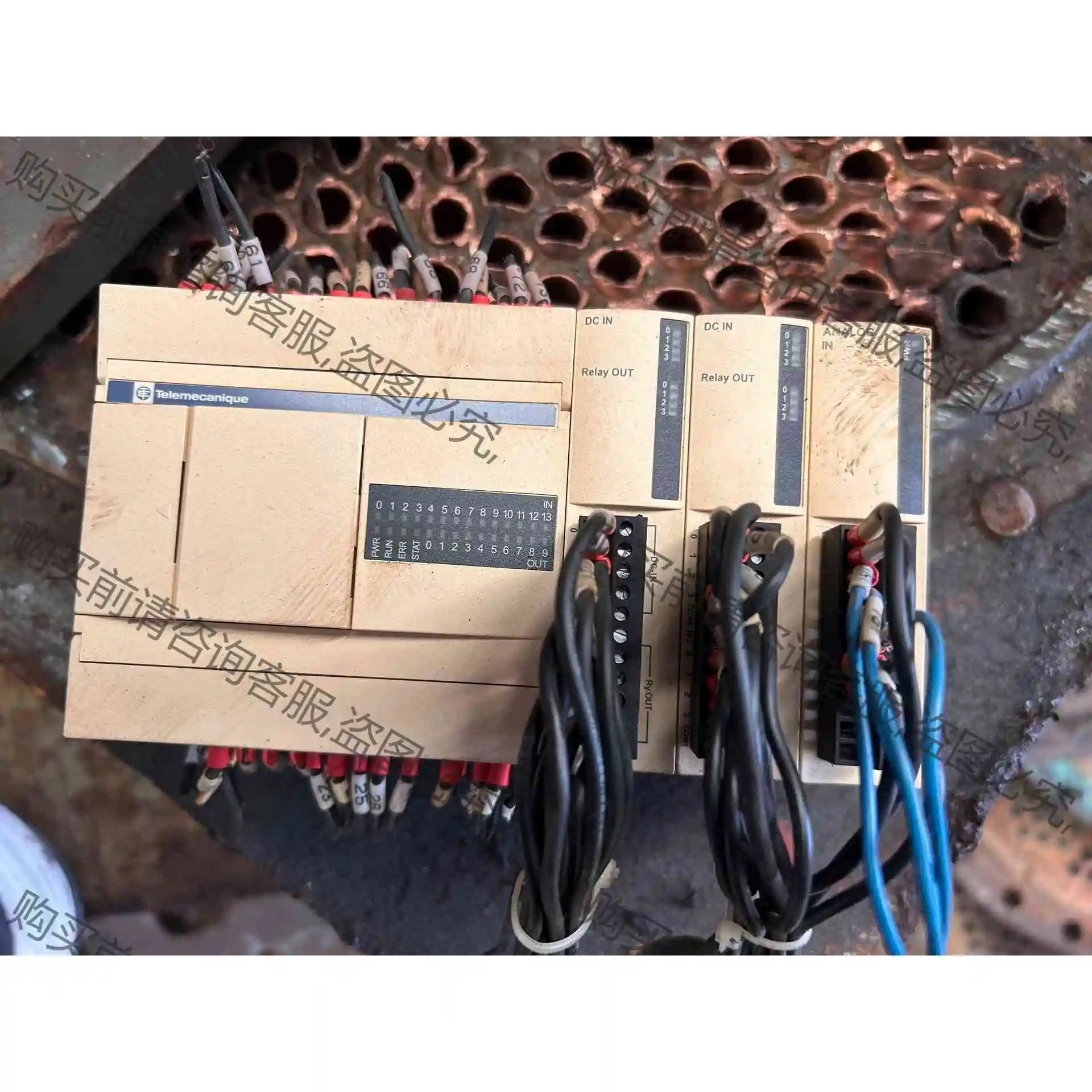 施耐dePLC和模块三组TWDLCAA24DRF 输入输出模 议价产品 原装拆机