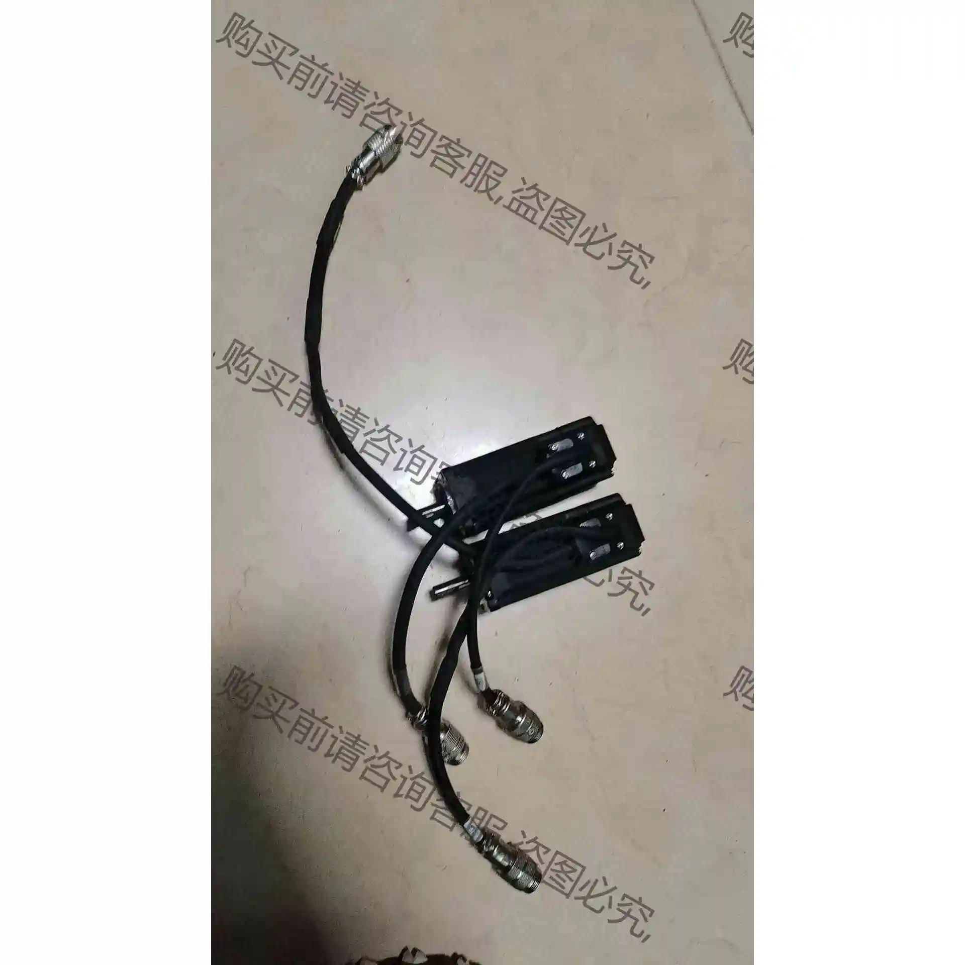 AB伺服电机2004-RZ01BA1AN3 拆机的插头bu是常 议价产品 原装拆机