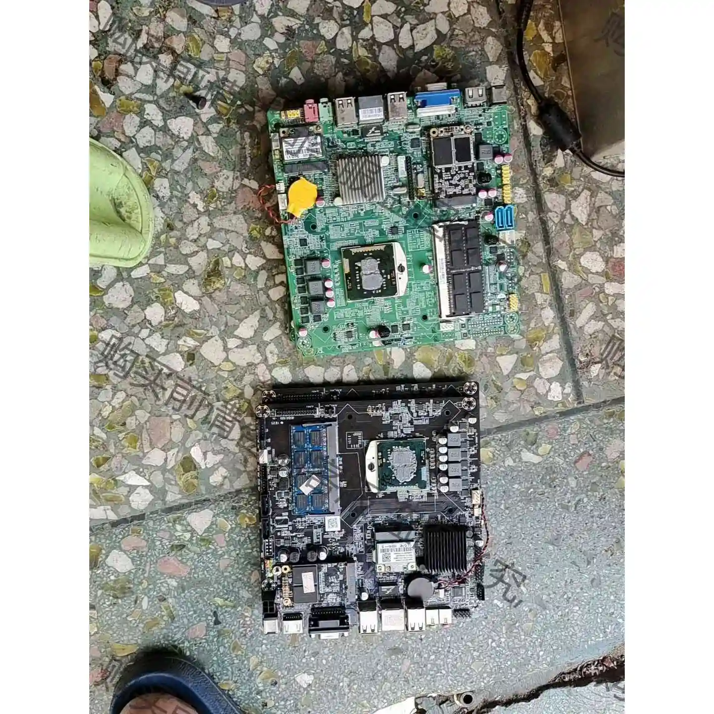 ITX-HM55主板，17*17，功能都正常，i3-350m 议价产品 原装拆机功