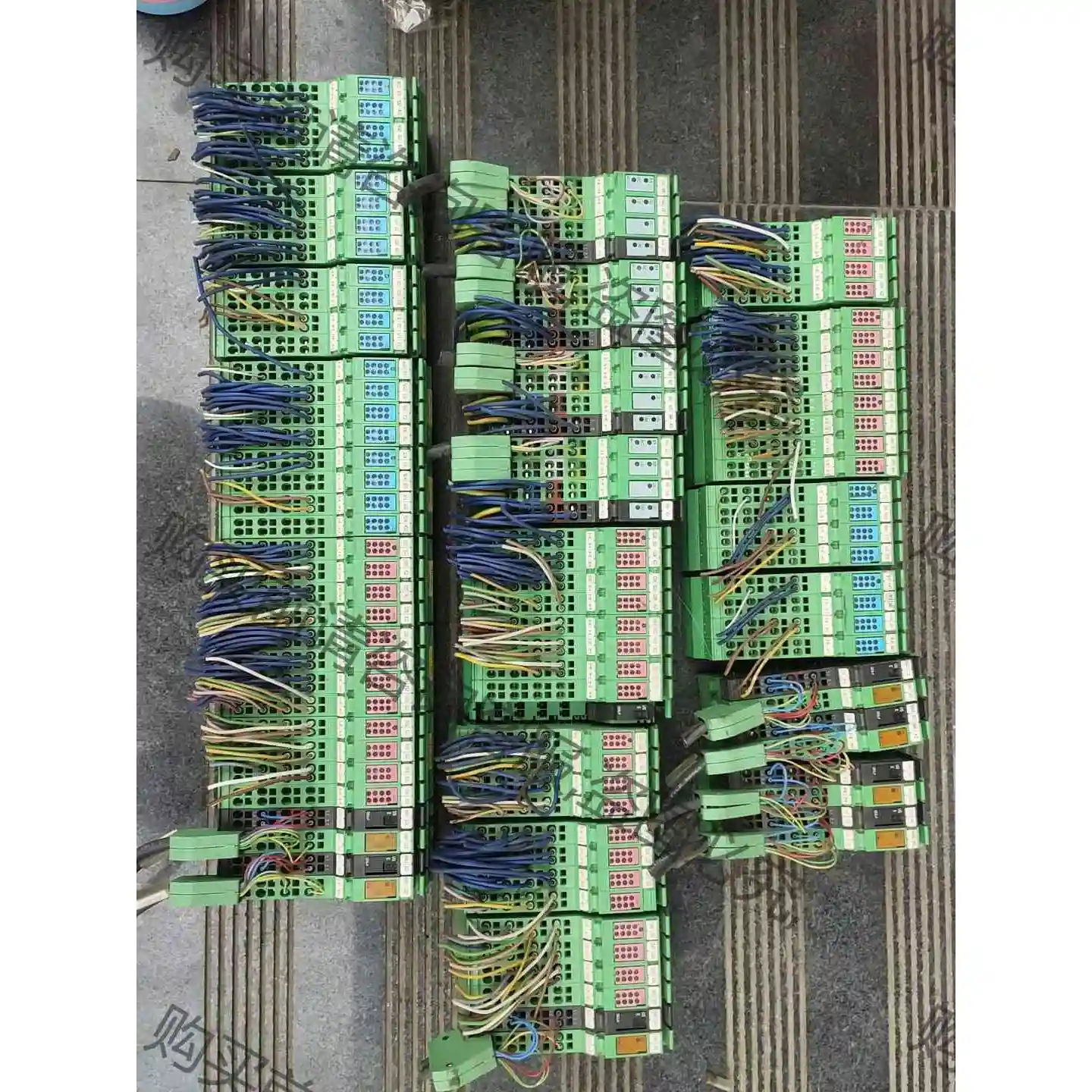 菲尼克斯模块 IB IL 24 SEG/F-PAC 议价产品 原装拆机功能完好
