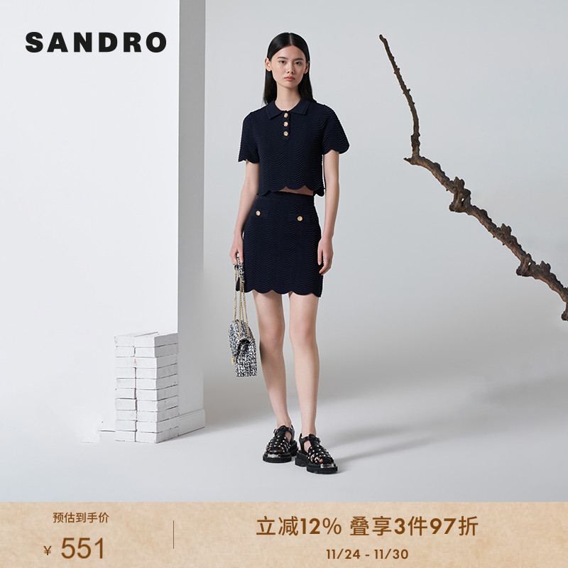 流线型花边下摆 肌理褶皱面料