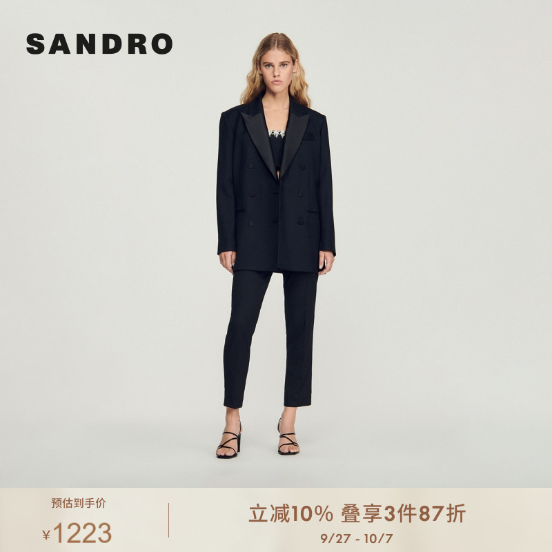气质戗驳领设计 双排扣廓形 简约纯色通勤款
