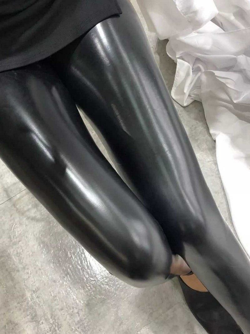 亮光外穿漆皮薄款黑色无痕pu皮裤镜面紧身九分性感高腰显瘦蜜桃裤