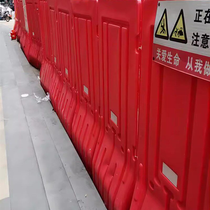 福建三孔水马水马围挡注水注沙防撞桶塑料隔离围栏交通水马路障