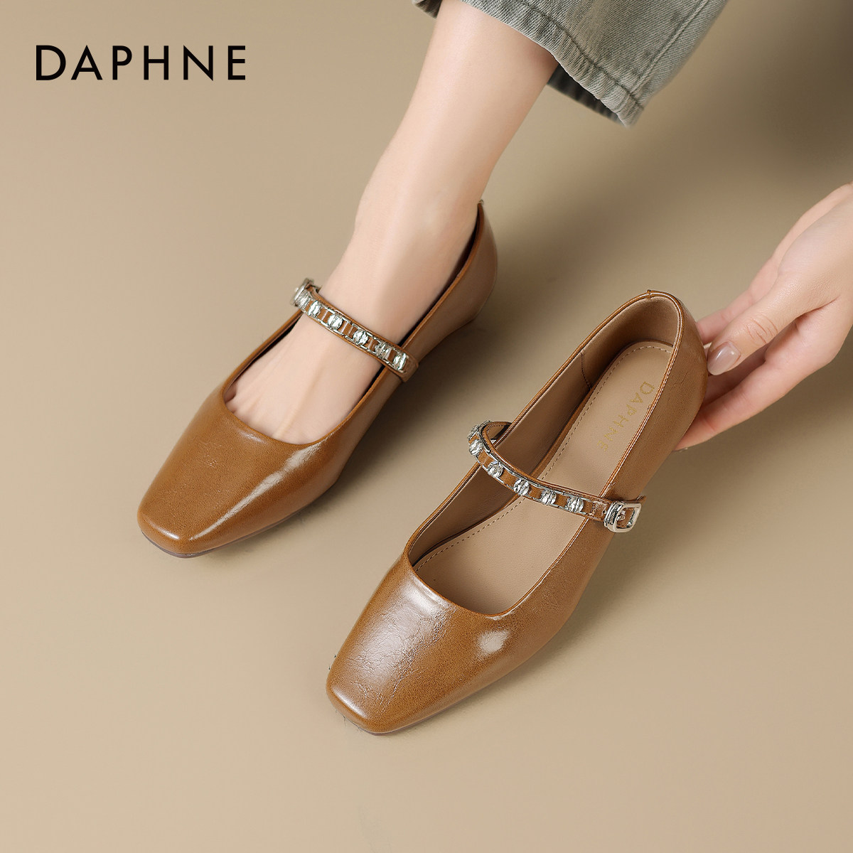 达芙妮法式玛丽珍鞋春季2026新款平底浅口单鞋春季低跟女鞋小皮鞋,女鞋,浅口单鞋,淘宝优惠券,粉丝福利购,淘宝优惠卷