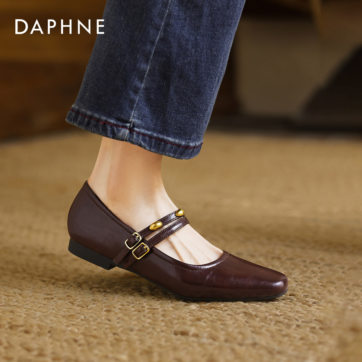 达芙妮浅口单鞋女2026春季新款法式方头小皮鞋妈妈鞋复古玛丽珍鞋