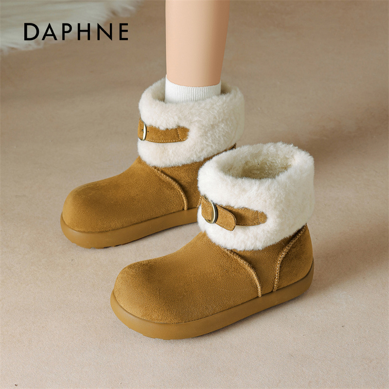 【达芙妮】厚底雪地靴保暖短靴女
