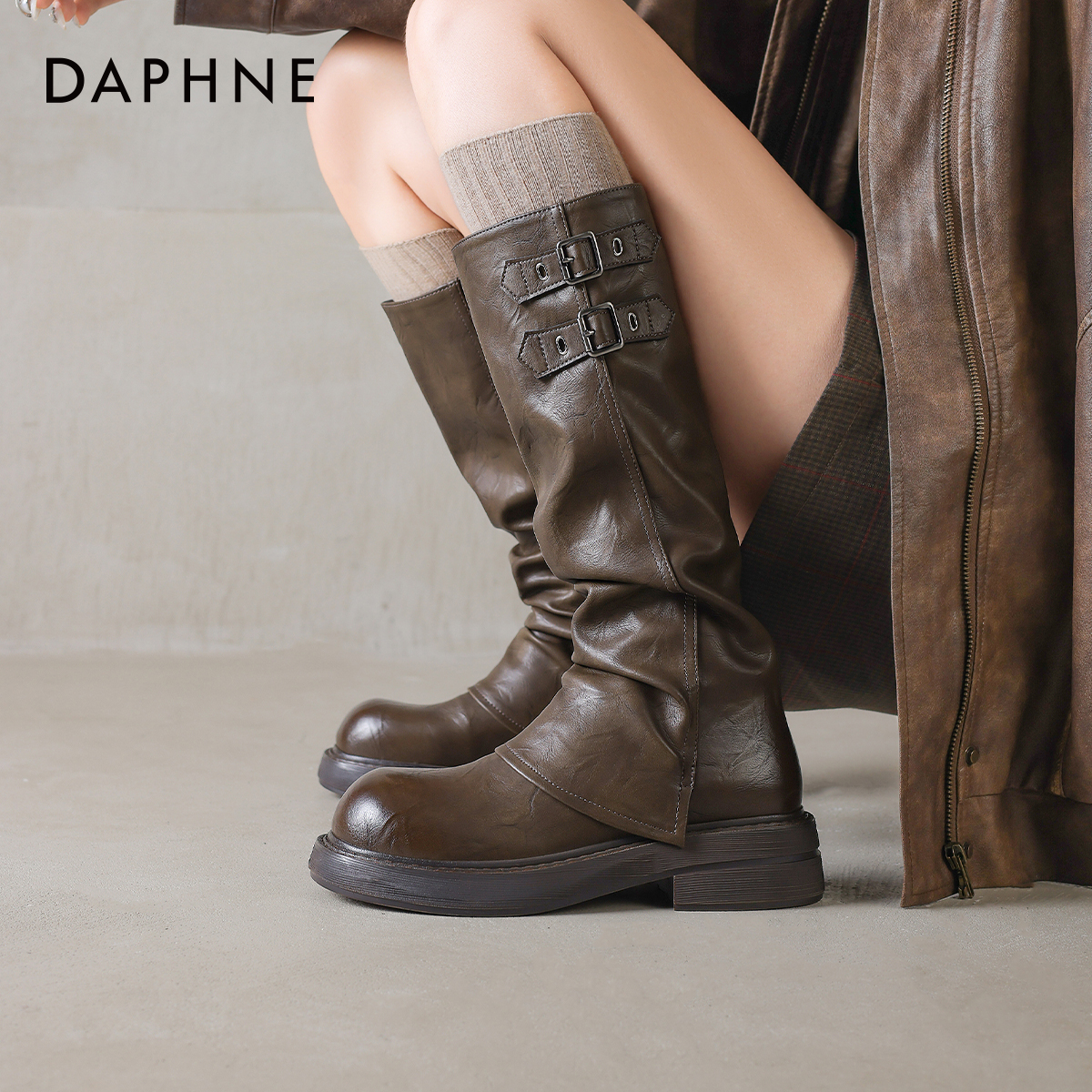 达芙妮厚底长筒靴裤管骑士高筒靴