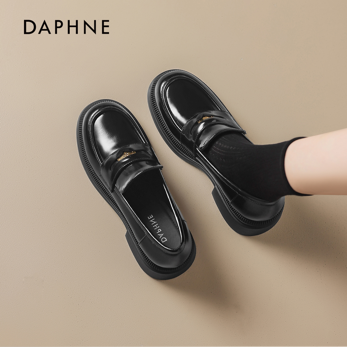 达芙妮金币乐福鞋女英伦风平底