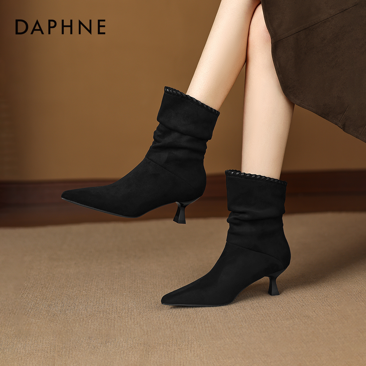 达芙妮瘦瘦靴女靴子秋冬季2025