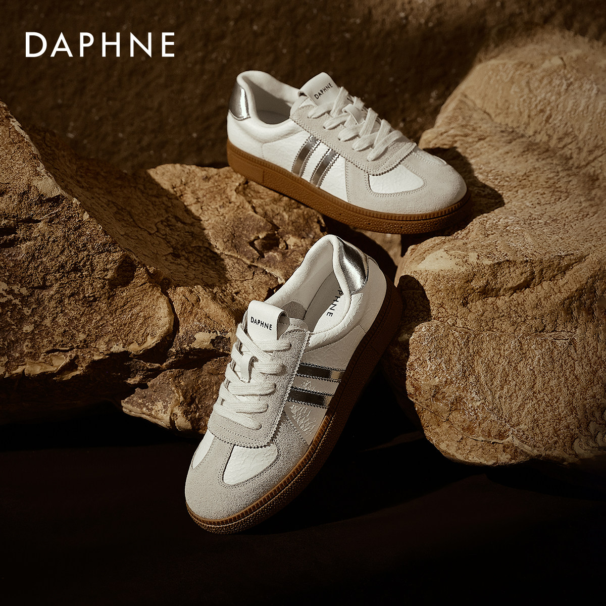 达芙妮德训鞋女2025新款秋季复古芭蕾运动板鞋厚底休闲百搭小白鞋,女鞋,时尚休闲鞋,淘宝优惠券,粉丝福利购,淘宝优惠卷