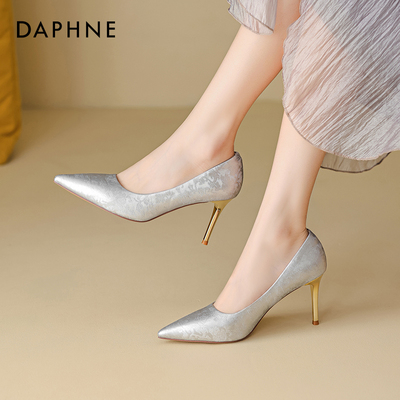 达芙妮单鞋女白色高跟气质通勤款