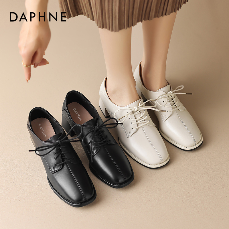 达芙妮小皮鞋英伦风系带粗跟通勤