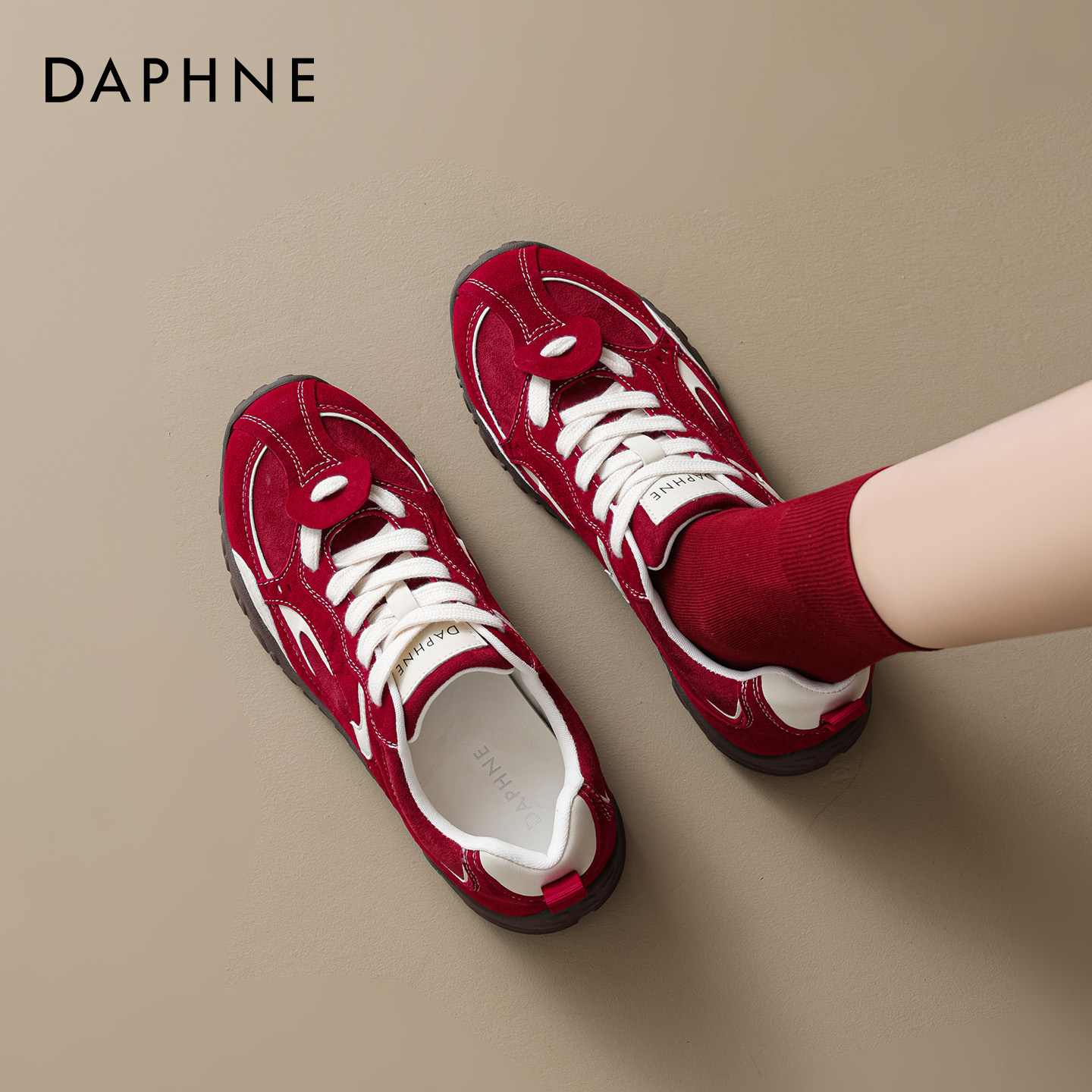 达芙妮红色厚底德训鞋女2026新款春季本命年婚鞋休闲鞋芭蕾运动鞋,女鞋,德训鞋,淘宝优惠券,粉丝福利购,淘宝优惠卷