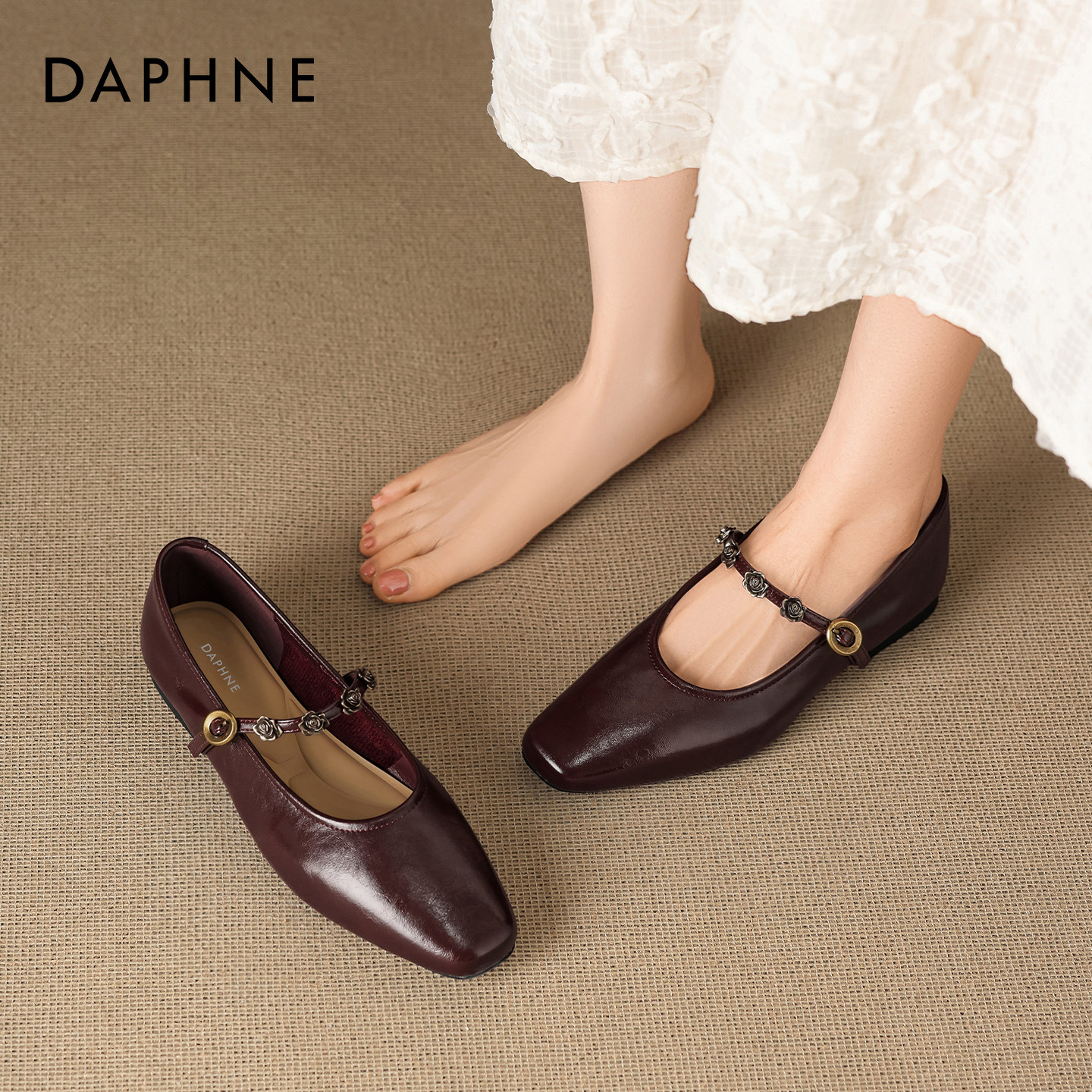 达芙妮红色玛丽珍鞋小皮鞋女2026新款春夏法式方头浅口低跟单鞋子