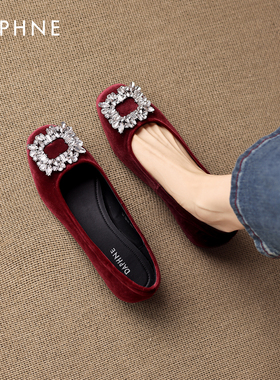 达芙妮酒红色单鞋女2025新款秋季平底方扣水钻浅口鞋秀禾新娘婚鞋