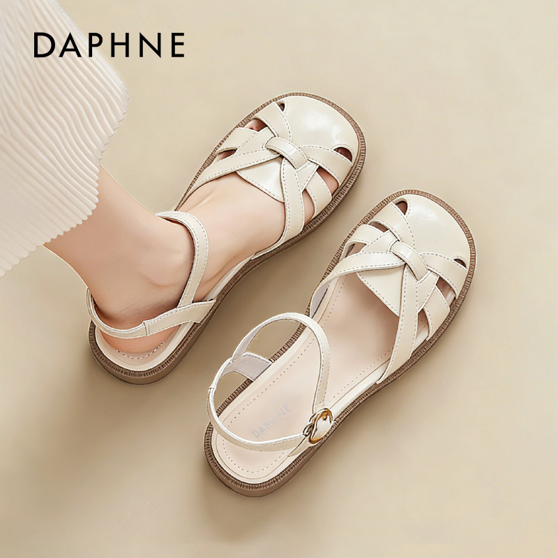 达芙妮罗马包头凉鞋女2026夏季新款外穿好看不累脚编织平底猪笼鞋