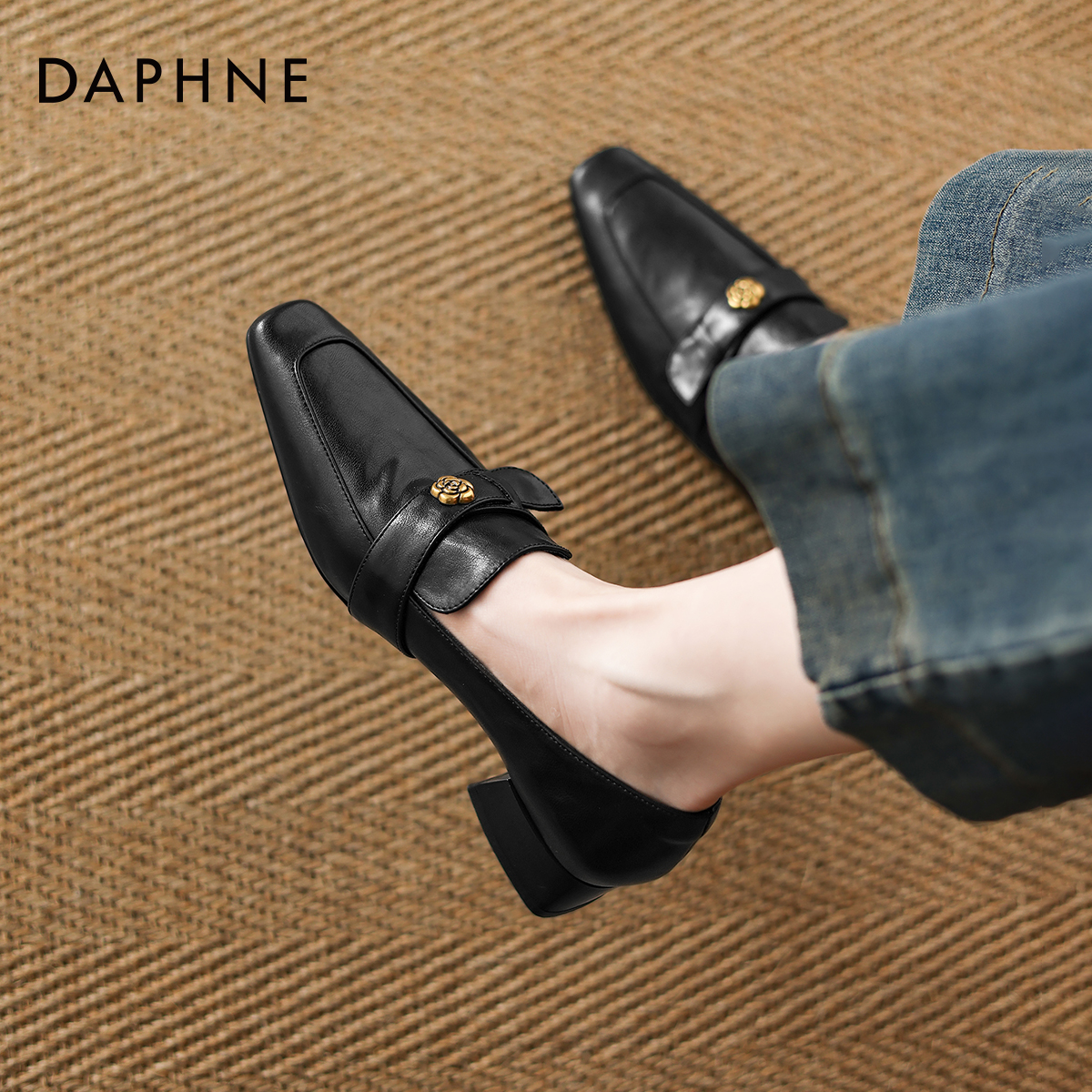 棕色粗跟山茶花乐福鞋舒适不累脚