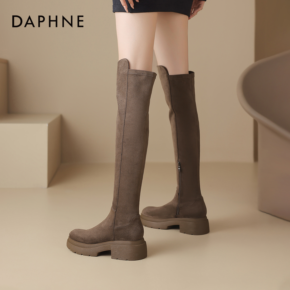 美拉德棕色靴子女款过膝长筒靴