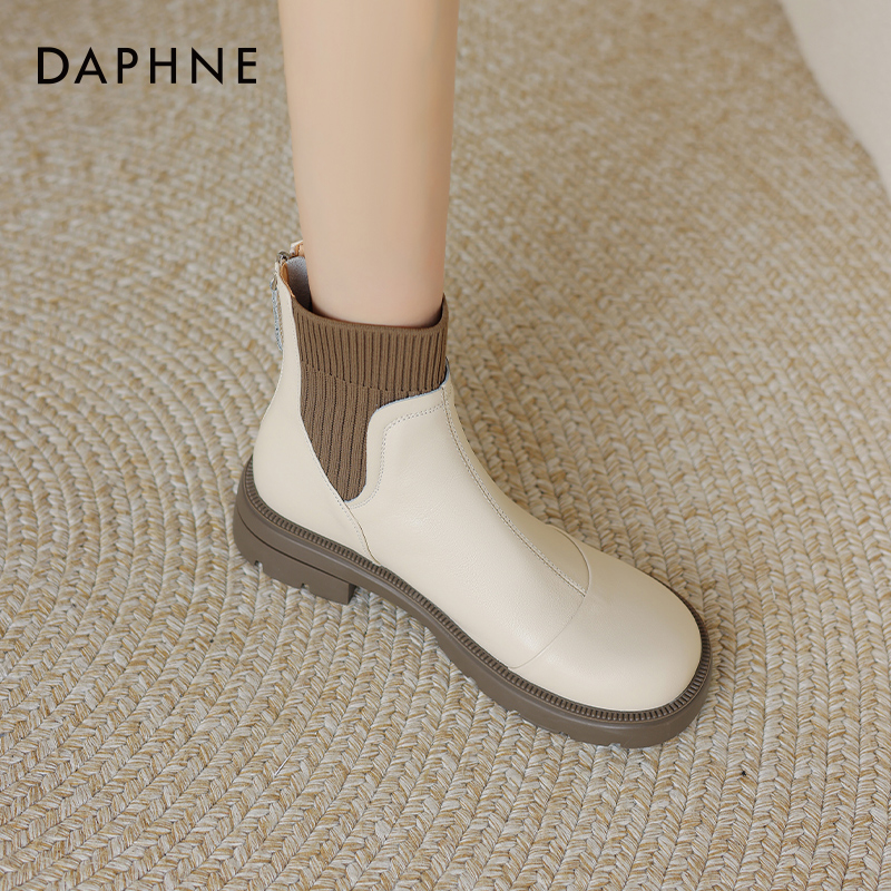 达芙妮白色切尔西女靴平底小短靴