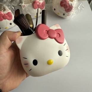 哈喽KT化妆品收纳盒桌面首饰收纳摆件置物架多功能办公室笔盒