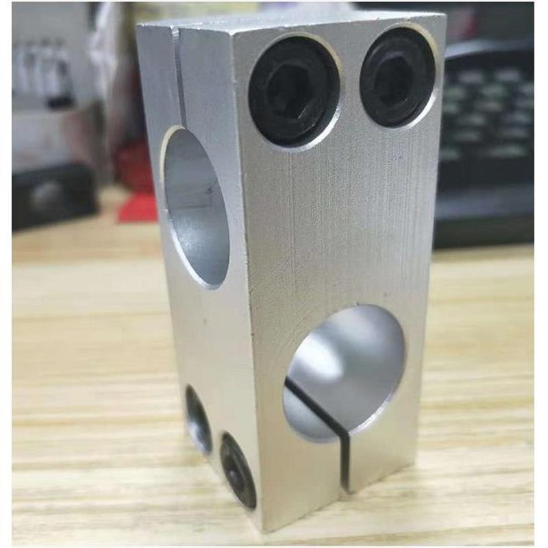 双螺丝孔锁紧十字光轴固定夹双螺丝孔锁紧十字型连接件十字架夹头