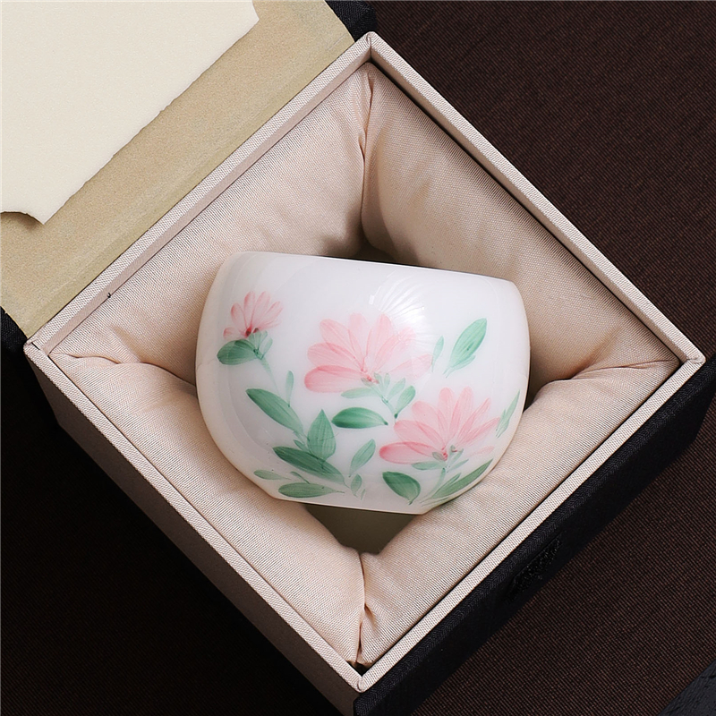 釉下彩手绘冰种玉瓷主人杯