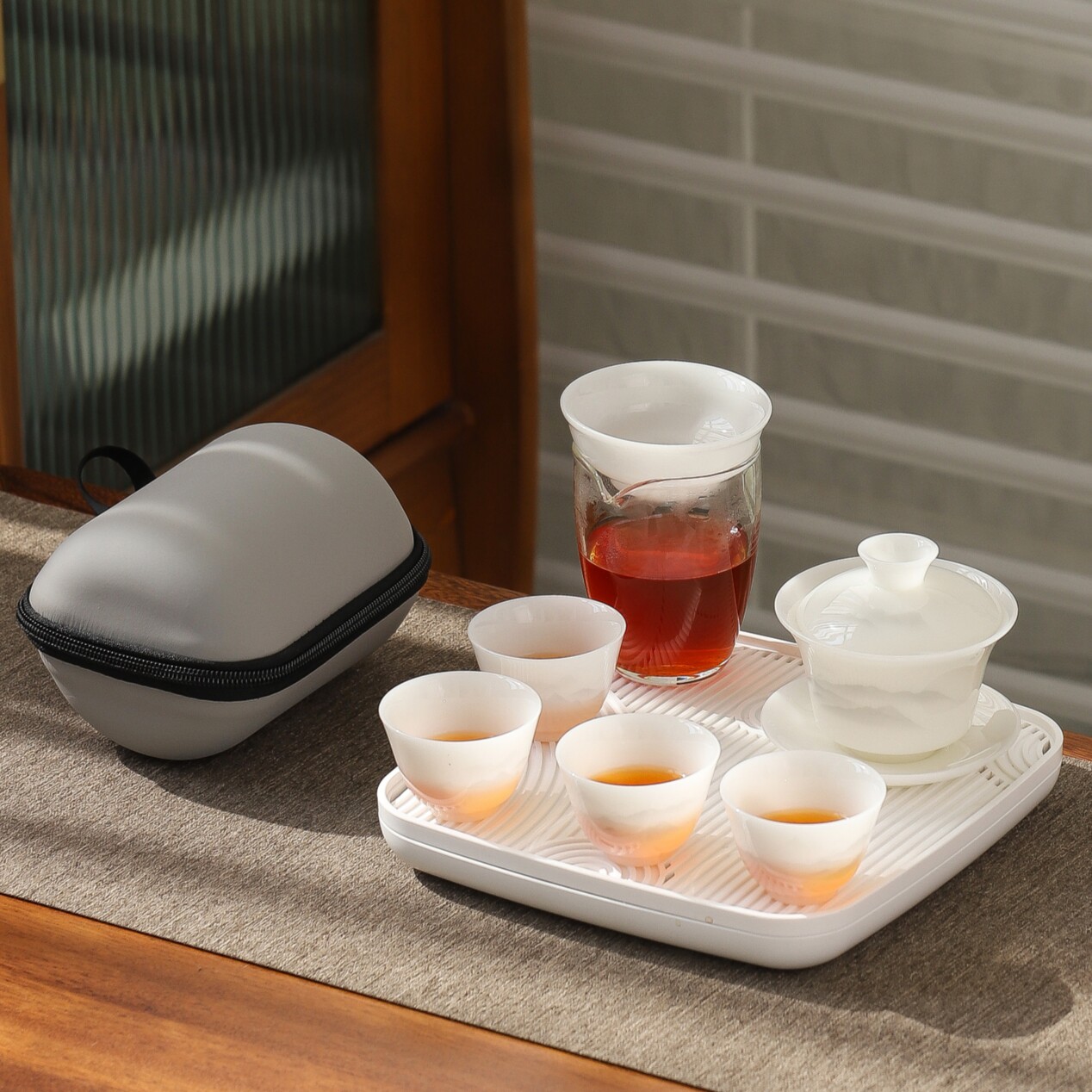 冰种璞玉旅行功夫茶具套装高端德化白瓷盖碗户外泡茶一人独饮茶杯