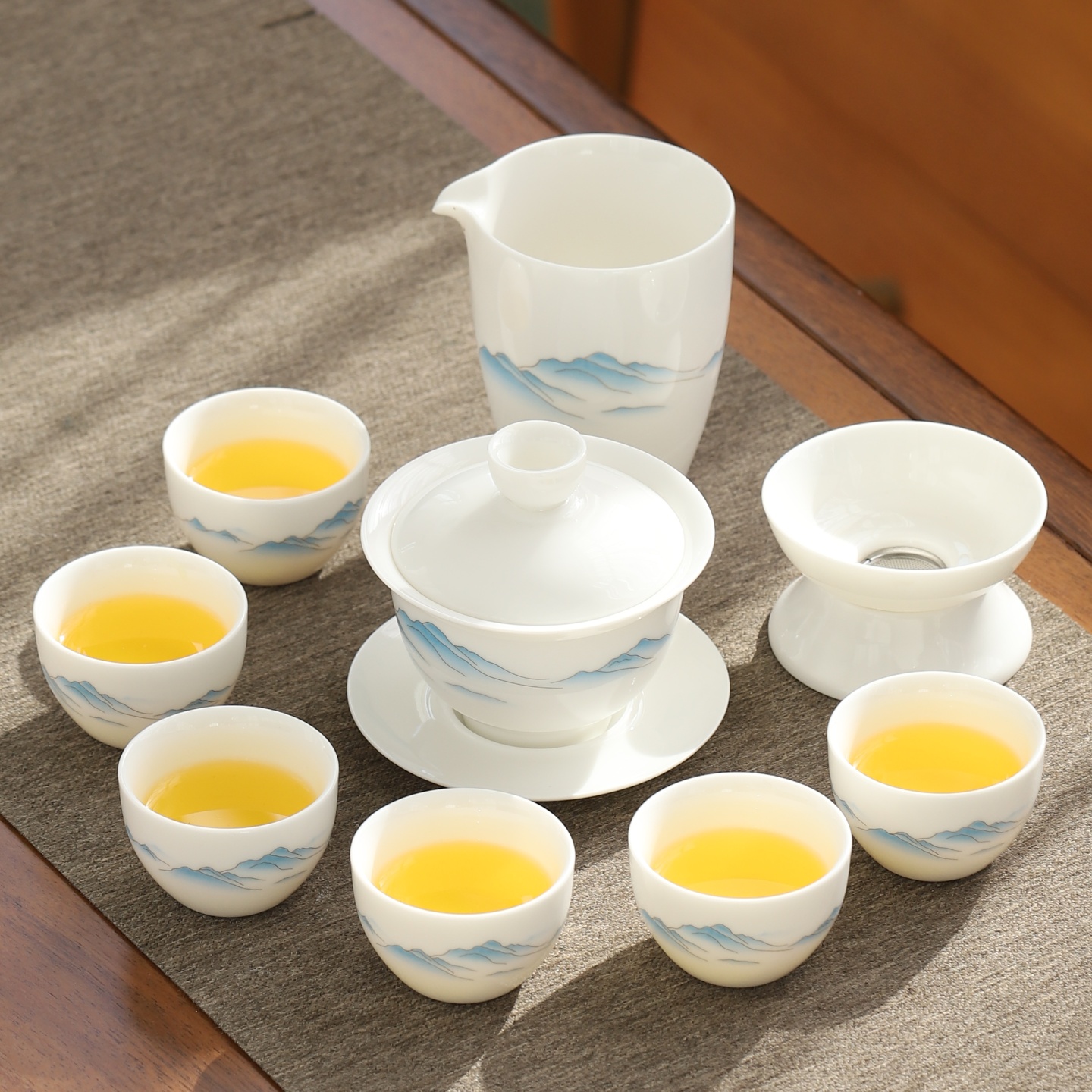 羊脂玉瓷远山功夫茶具套装