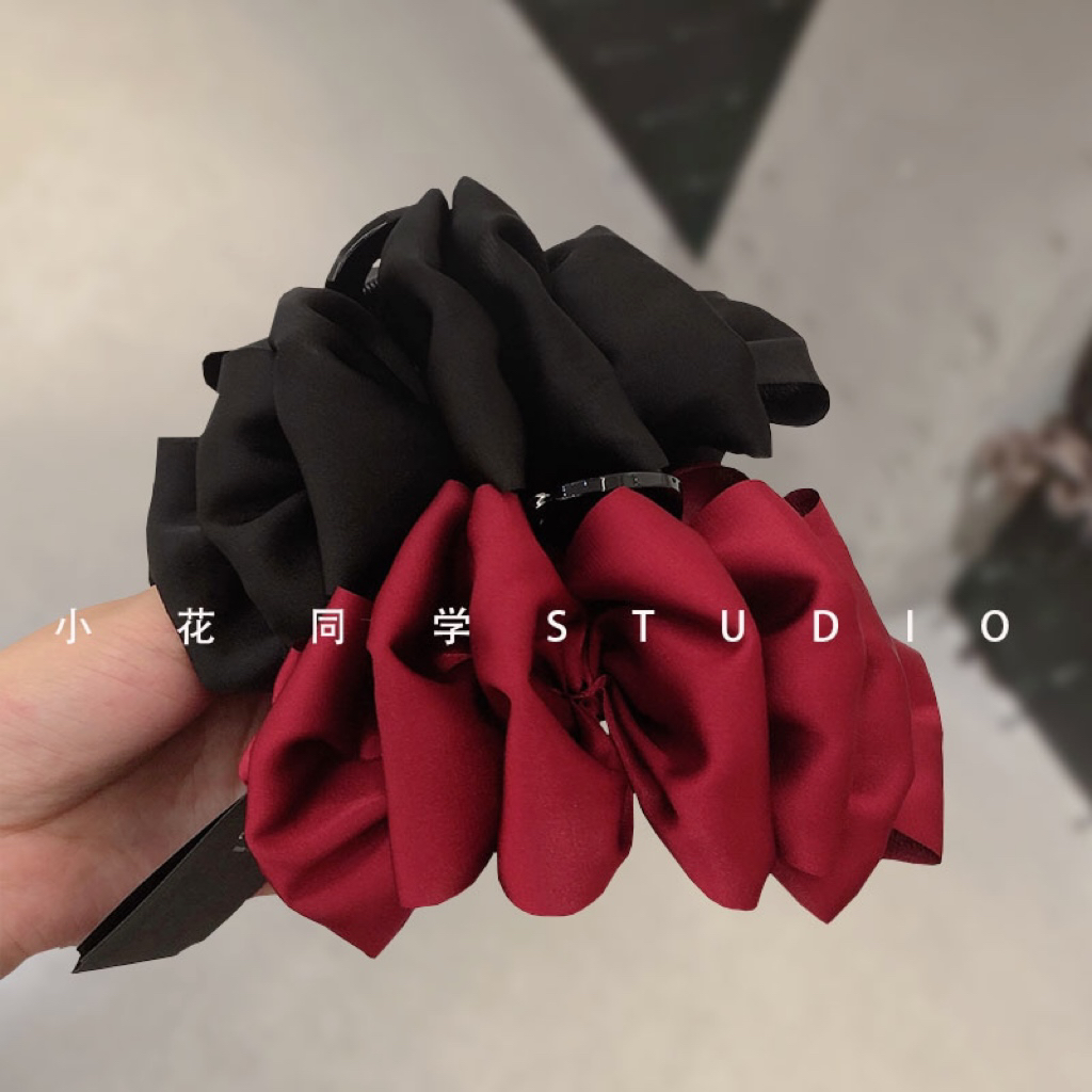 韩国发饰2024新款高级感缎黑色红色云朵层次褶皱百折蝴蝶结发抓夹