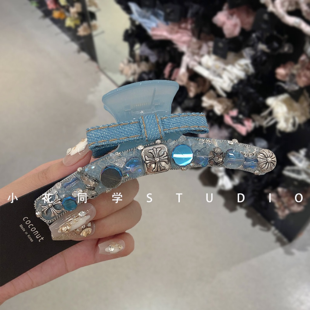 小香风牛仔蝴蝶结韩国发饰2024新款高级感蓝色水晶钻克罗芯发抓夹