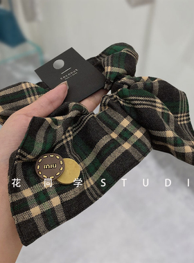 韩国发饰2024新款高级感精致英伦风黄绿色格子纽扣方巾大肠圈发圈