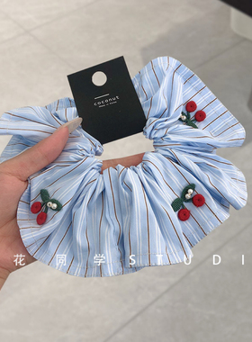 韩国发饰2025新款浅蓝白色天蓝色手缝樱桃珍珠条纹大肠圈发圈头饰