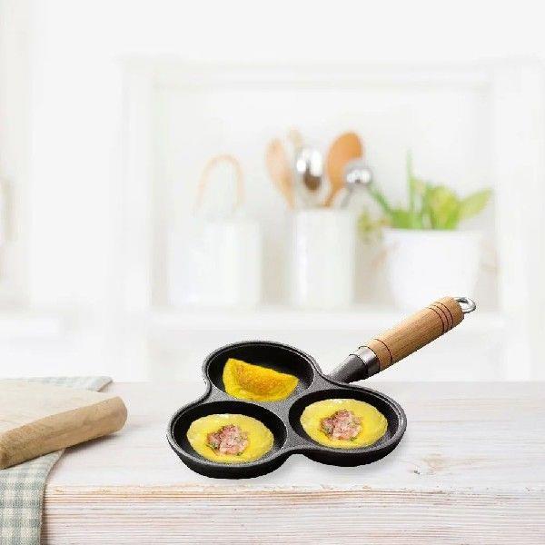3 Hole Breakfast Grill Cooking Pot Cast Iron Omelet Pan