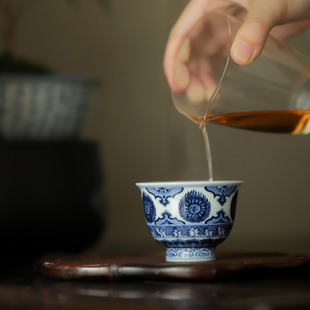品茗杯 忘言青花手绘茶杯景德镇陶瓷手工主人杯功夫茶具茶杯中式
