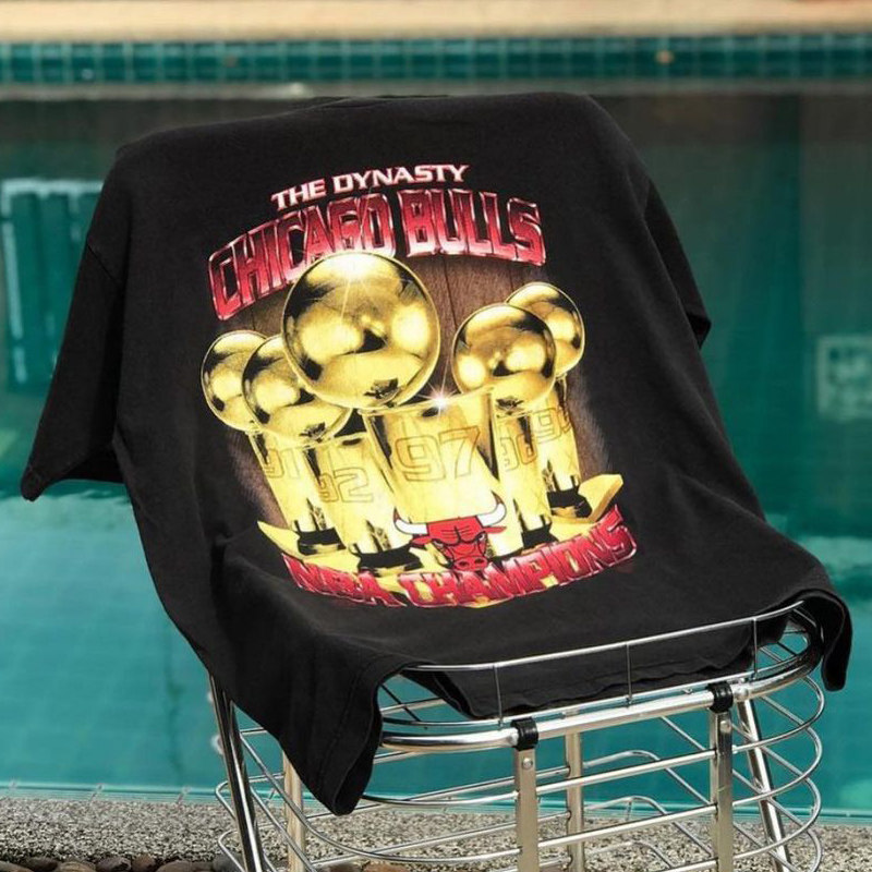 芝加哥公牛chicago bulls篮球队复古90年代夺冠标志潮流宽松短袖t