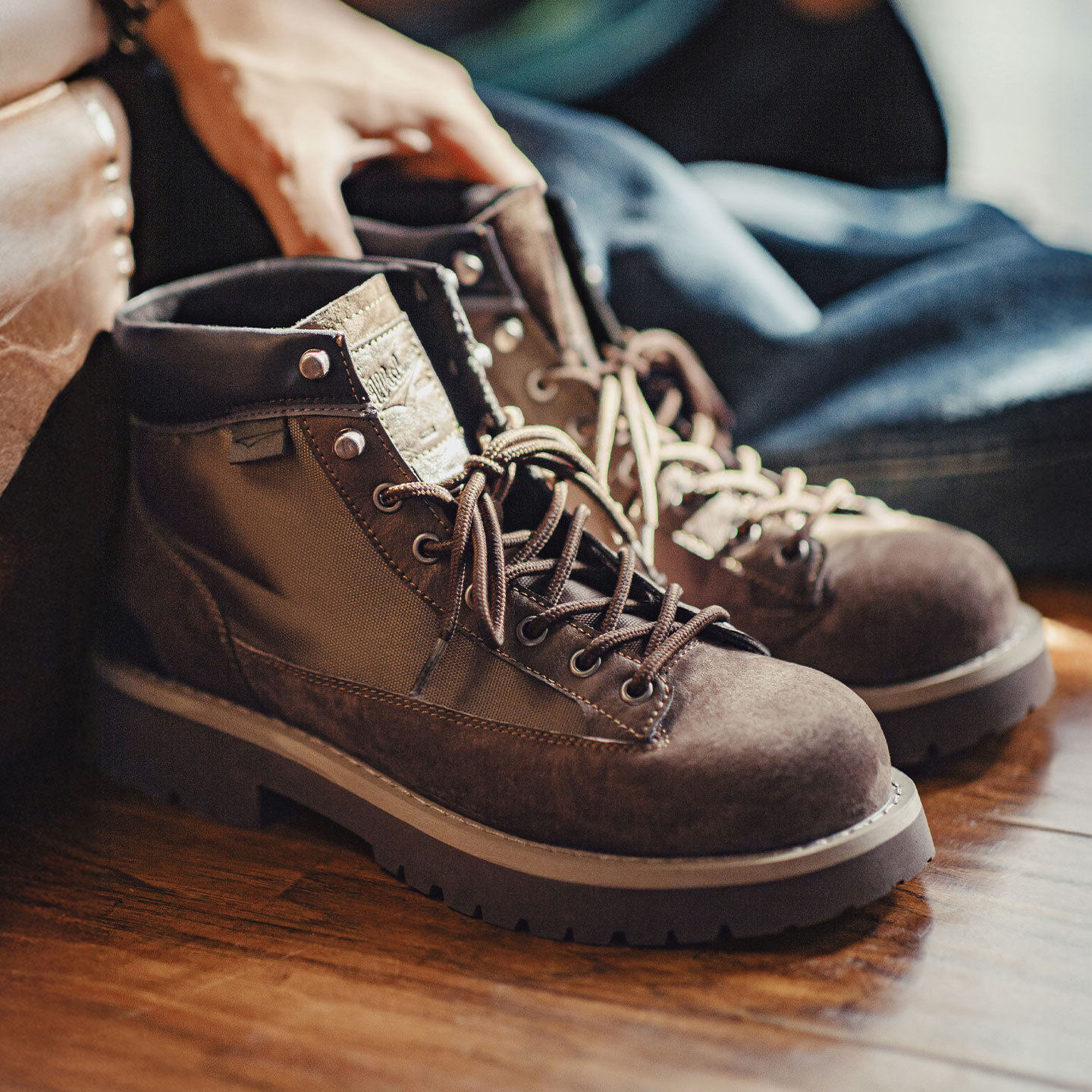 马登哨兵工装靴秋冬季男士休闲鞋美式复古中帮真皮登山厚底马丁靴,流行男鞋,马丁靴,淘宝优惠券,粉丝福利购,淘宝优惠卷