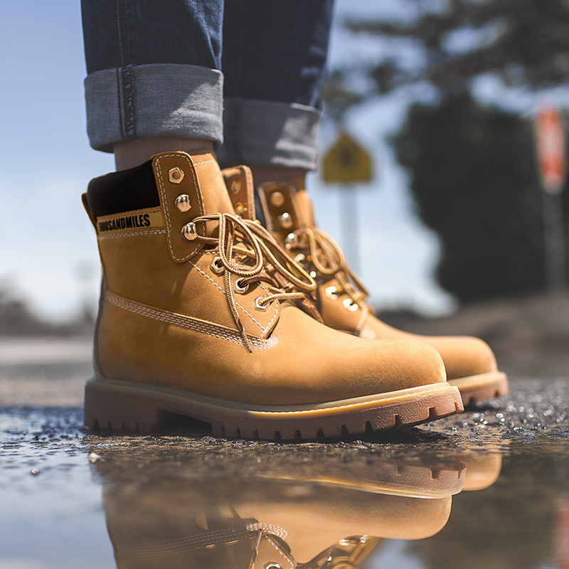 马登工装休闲大黄靴复古马丁靴男