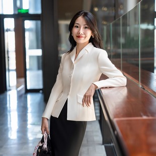 D家同源进口色织双层弹力羊毛收腰白西装 or花瓣 外套 LadyJ