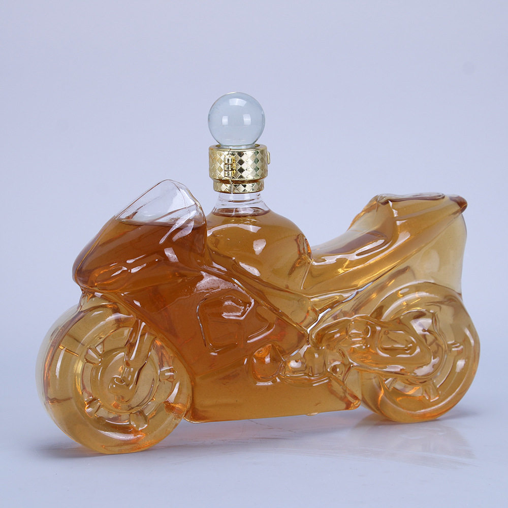 750ml现货高硼硅玻璃醒酒器工艺高档摩托车造型酒瓶吹制酒具包装