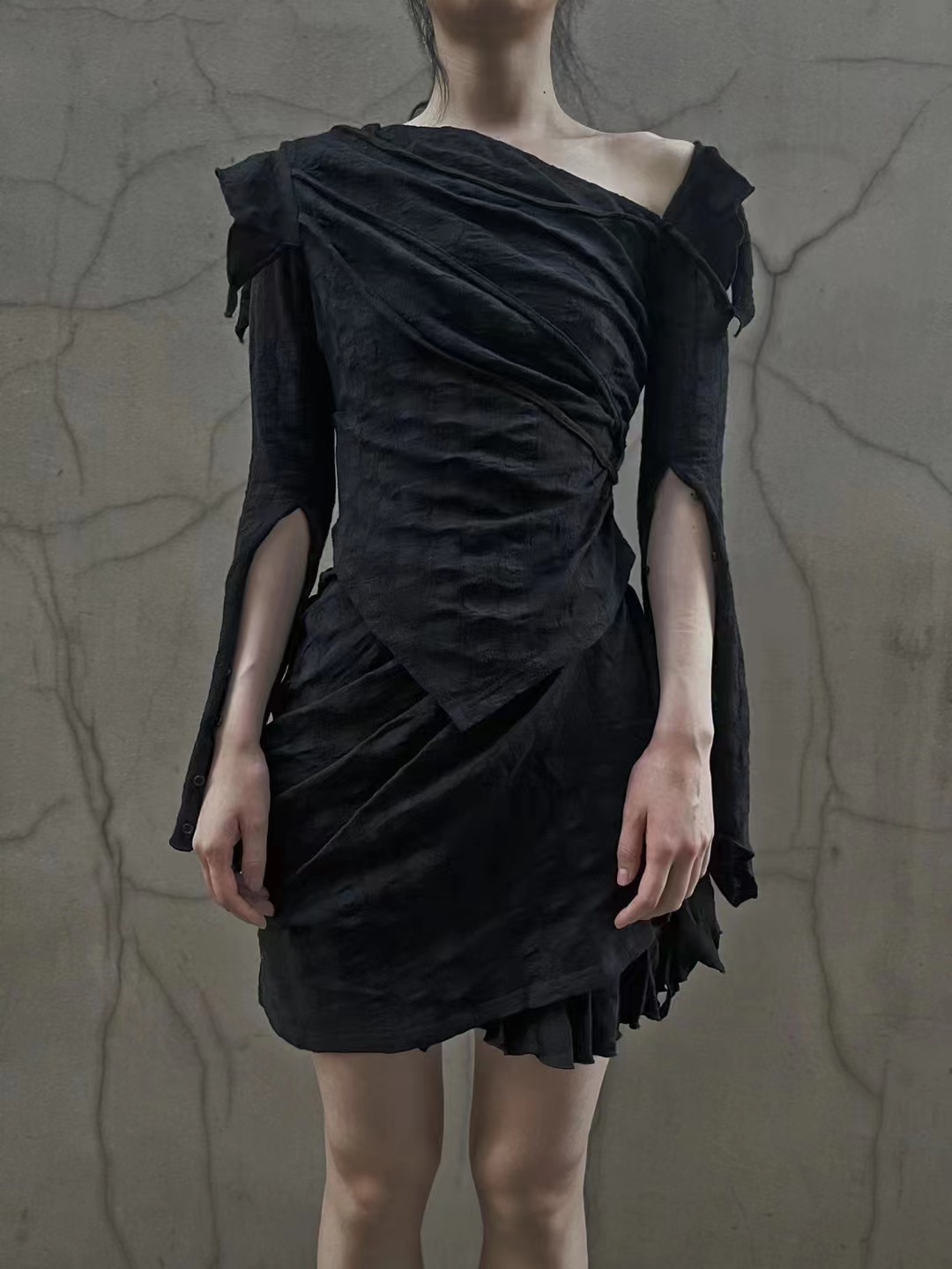 长袖系扣不对称设计纯棉针织